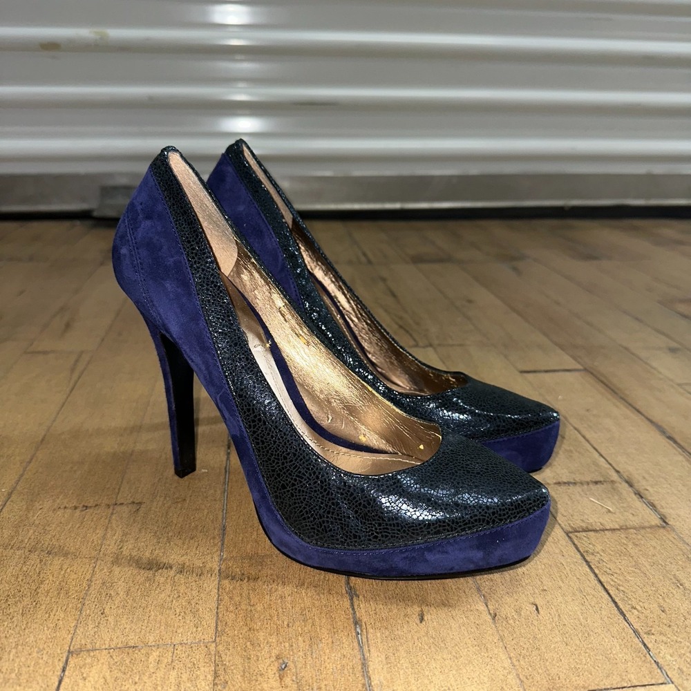 BCBG Paris High Heel Pumps Women's Size 8.5B Purple Black Leather Suede Stiletto
